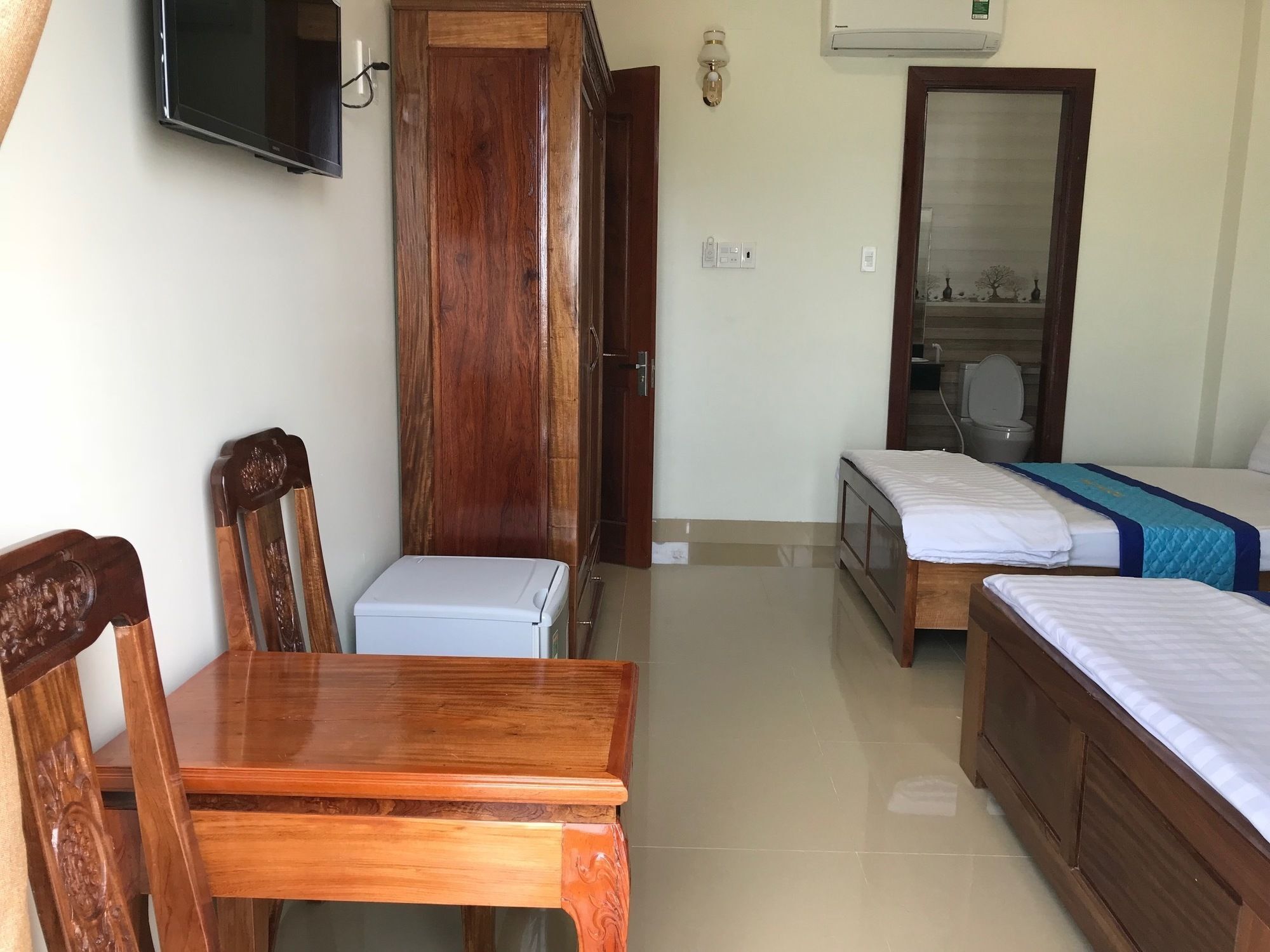 Nhat Tan Hotel Quy Nhơn Exterior foto